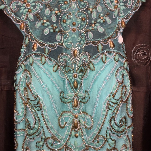 ALICE beaded full length prom dress - Picture 5 of 8